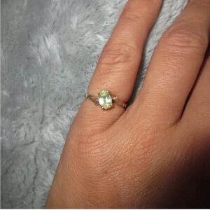 10K Gold Peridot Gemstone Ring